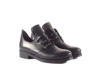 Güzel zarif süet mavi kadın açık yaz ayakkabı sandalet beyaz bir arka plan üzerinde yüksek topuklu, izole.