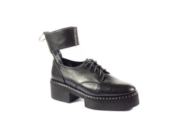 Zarif çift beyaz bir arka plan üzerinde izole kadın ayakkabı