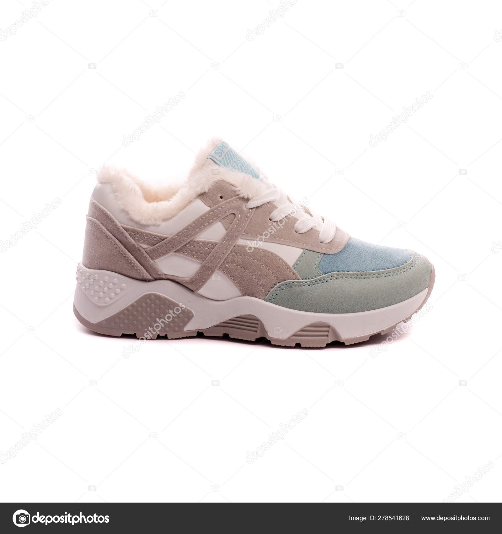 Women's sports shoes isolated on white background. — Foto Women's sports shoes isolated on white background. — Foto