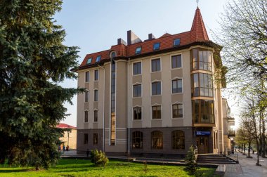 Yeni modern alçak apartman kompleksi. Moscow, Rusya Federasyonu