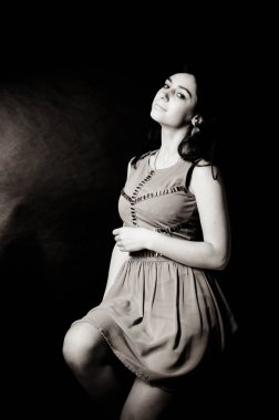 Poz şehvetli güzel kadın