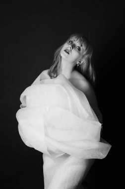 Elbise genç seksi kadın