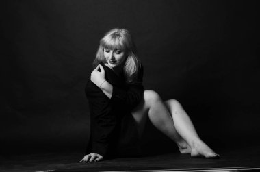 seksi güzel genç woman.passion kız erkek gömlek