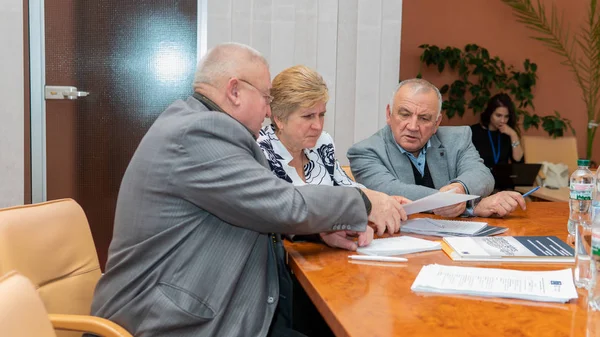 Conferentie over de verbetering van de tenuitvoerlegging van de Europese mensenrechtennormen in Oekraïne. Loetsk Oekraïne 10.19.2018 — Stockfoto