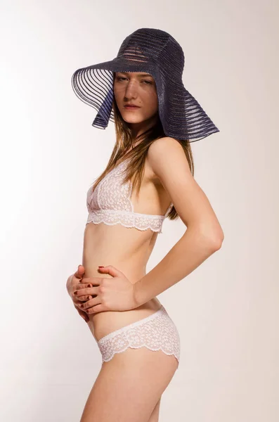 Bruneta Krása Pózování Elegantní Spodní Prádlo — Stock fotografie