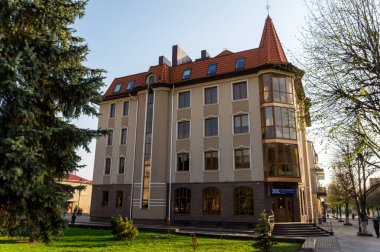 Yeni modern alçak apartman kompleksi. Moscow, Rusya Federasyonu