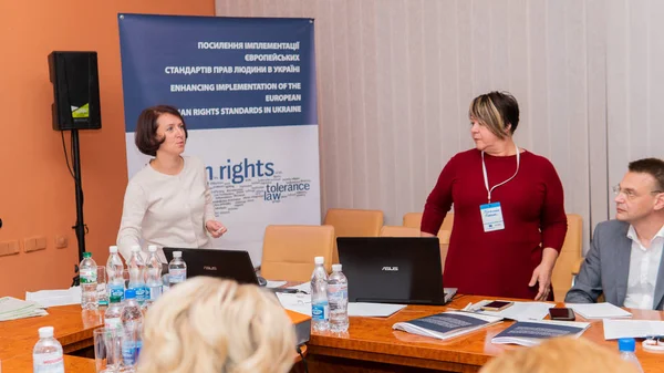 Conferencia sobre la mejora de la aplicación de las normas europeas de derechos humanos en Ucrania. Lutsk Ucrania 10.19.2018 — Foto de Stock