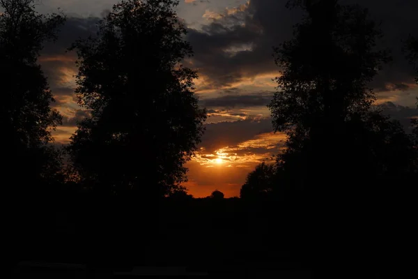 Wolken am Sonnenuntergang — Stockfoto