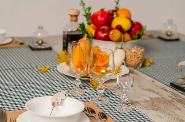 Beautiful table setting with lavender flowers on wooden background — Stock Photo, Image