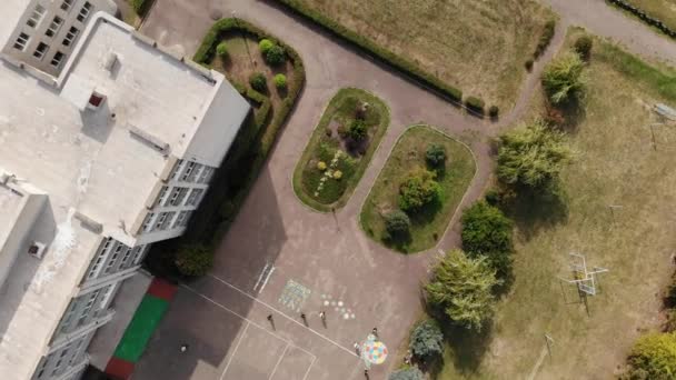 Imágenes Aéreas Del Edificio Escuela Patio Escolar — Vídeos de Stock