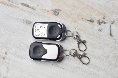 Anahtarlık uzak alarmları