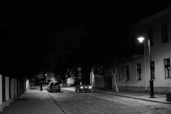 시비우, 루마니아에서 밤에 아름 다운 거리 — 스톡 사진