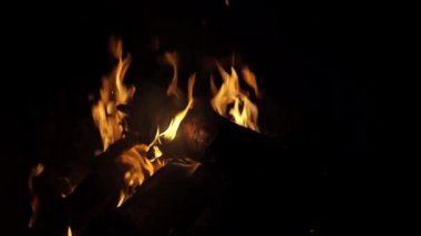 Güzel gece ateşi