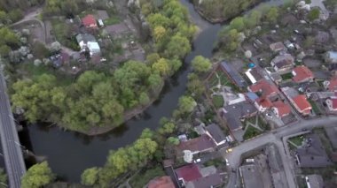 Lubart Şatosu 'nun yakınındaki güzel Panorama Lutsk Şehir Manzarası. Kamera Sağdan sola İzleniyor.