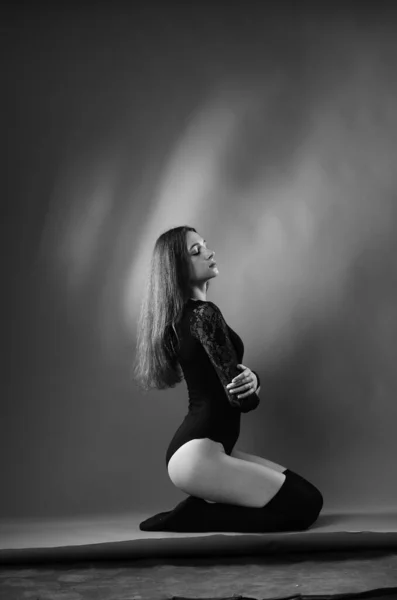 Beautiful Brunette Young Woman Black Bodysuit Posing Dark Studio Background — Stock Photo, Image