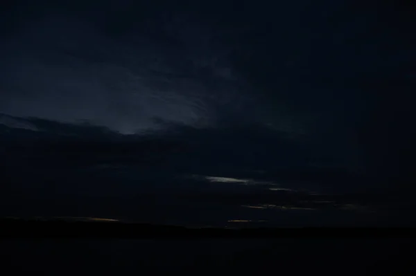 Sabahın Erken Saatlerinde Sonsuz Karanlık Gökyüzü Manzarası — Stok fotoğraf