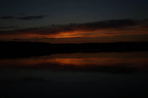 Picturesque View Endless Dark Sky Lake Early Morning — Stock Photo, Image