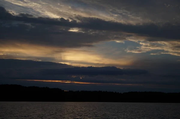 Picturesque View Endless Dark Sky Lake Early Morning — Stock Photo, Image