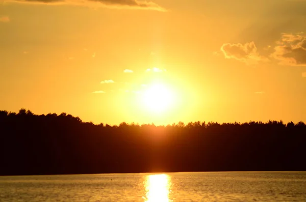 Panoramic View Beautiful Sunset Reflecting Lake — Stock Photo, Image