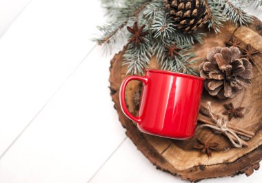 Sıcak kakao ahşap arka plan. 