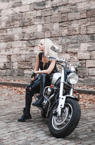 Belle Femme Motard Plein Air — Photo