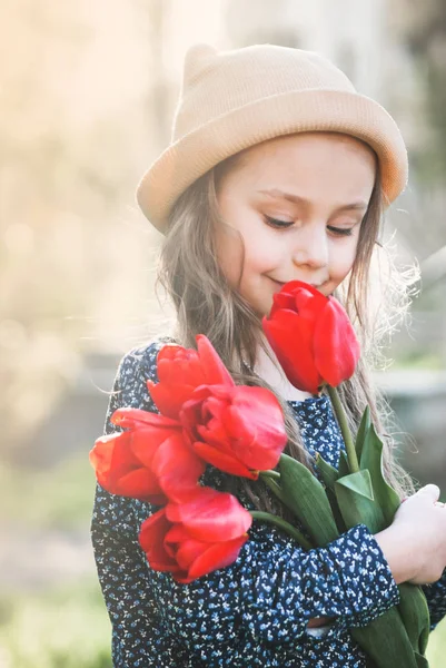 Cute Little Girl Bouquet Spring Tulips — Stock Photo, Image