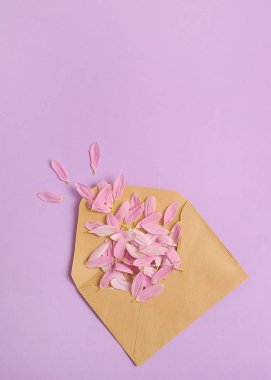 Zarf bir yaprakları ile.