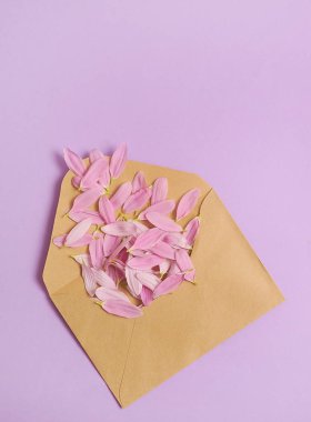 Zarf bir yaprakları ile.