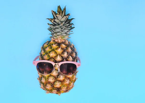 Ananas Färgglada Bakgrund — Stockfoto