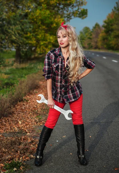 Belle Fille Avec Une Clé — Photo