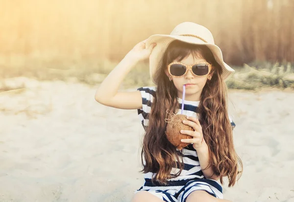 Little Cute Girl Coconut Beach Sunset — Stock Photo, Image