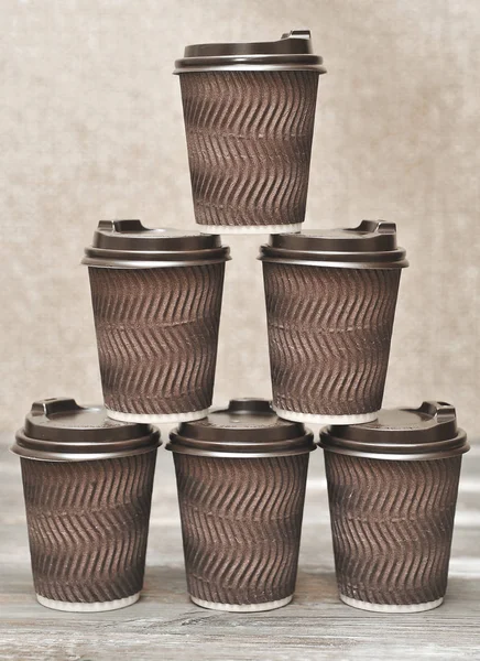 Brown Paper Cups Coffee Wooden Background — Stock Photo, Image