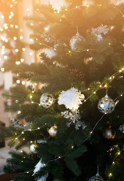 Árvore Natal Com Luzes — Fotografia de Stock