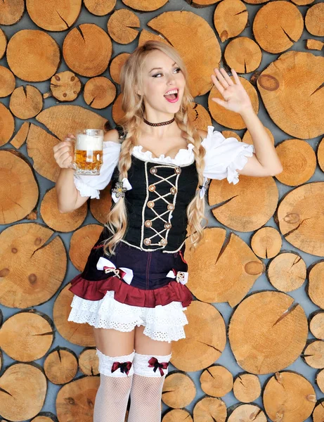 Femme Robe Avec Verre Bière Concept Oktoberfest — Photo