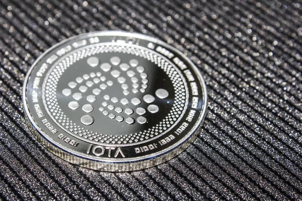 Gümüş sikke cryptocurrency Iota. Miota — Stok fotoğraf