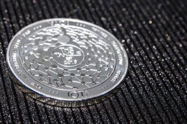 Gümüş sikke cryptocurrency Iota. Miota