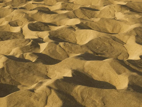 El primer plano del patrón de arena de la playa en verano — Foto de Stock