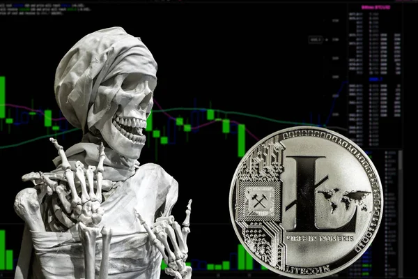 Монета криптовалюта LTC і скелет фонова діаграма . — стокове фото
