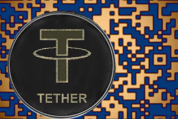 Token usdt Tether Coin Kryptowährung auf dem Hintergrund von Gold — Stockfoto