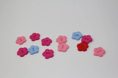 Farklı renklerde renk düğmeleri