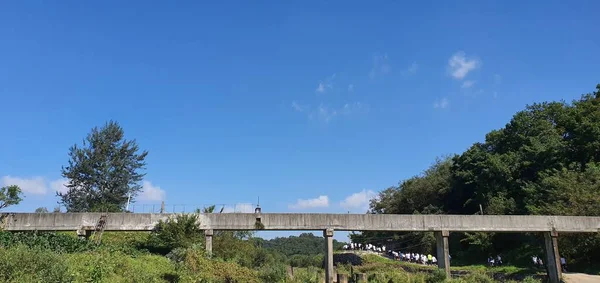 Mavi Gökyüzü Ile Güzel Sahne — Stok fotoğraf