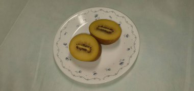 Taze ve taze lezzetli meyveli kivi.