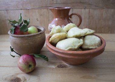 Köfte. Öğle yemeği konsepti. Ahşap bir backgr üzerinde Ukrayna köfte