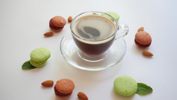 Une Tasse Café Sur Fond Blanc Dans Cercle Trouvent Des — Video