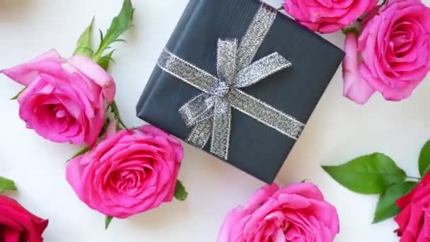 Concepto San Valentín Día San Valentín Cumpleaños Caja Regalo Con — Vídeo de stock