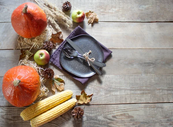 Happy Thanksgiving Day Three Pumpkins Leaves Wooden Background Plenty Space — Stock Photo, Image