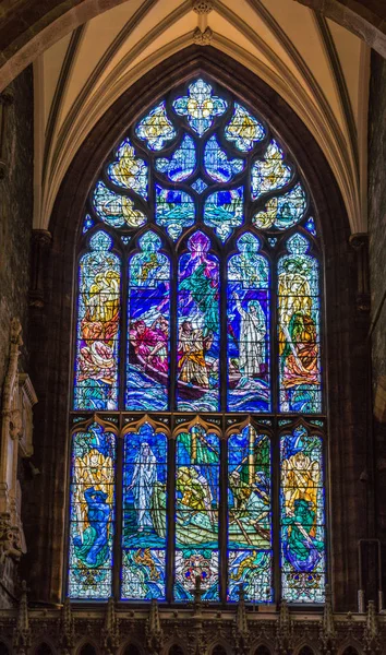 Edinburgh Scotland June 2012 Giles Cathedral Stained Window Dark Niche — Stock Photo, Image