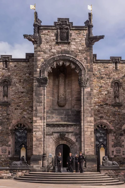 Edinburgh Scotland Juni 2012 Eingang Zum Nationalen Schottischen Kriegerdenkmal Aus — Stockfoto
