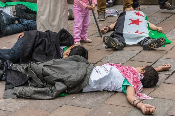 Glasgow Schotland Juni 2012 Syriërs Protesteren Bashar Assad Oorlogsmisdaden Buurt — Stockfoto