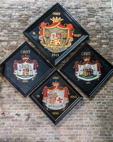 Brugge Flandria Belgia Września 2018 Cztery Kolorowe Rodziny Herbu Mur — Zdjęcie stockowe